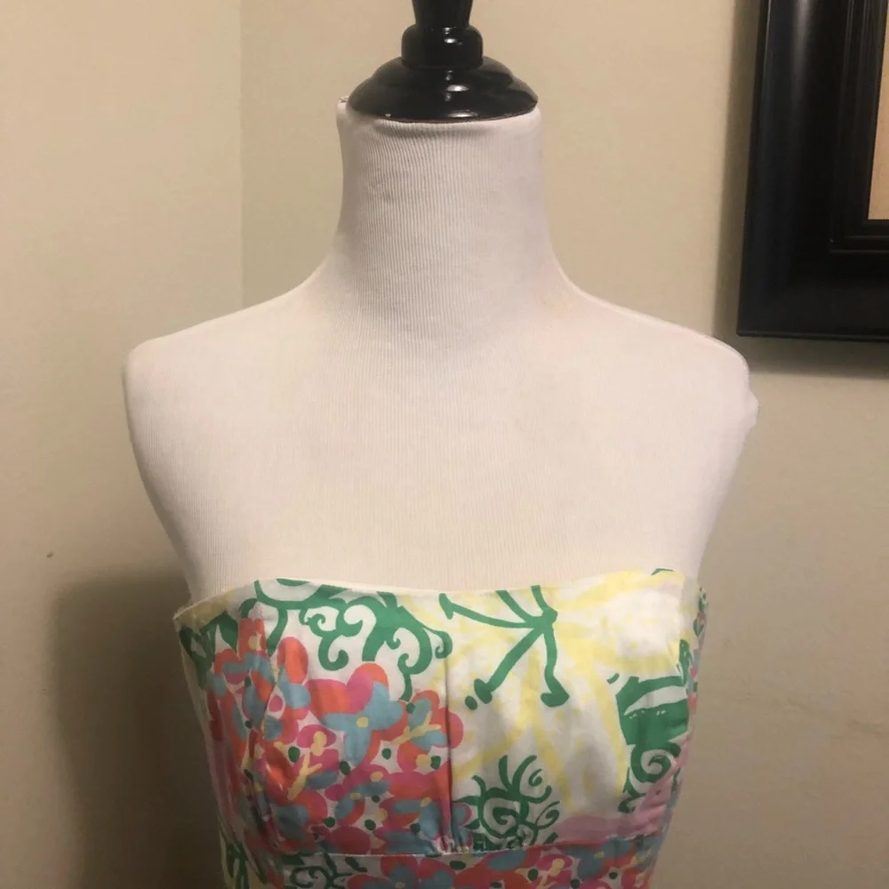 Like new Lily Pulitzer dress with pockets! - Picture 4 of 11